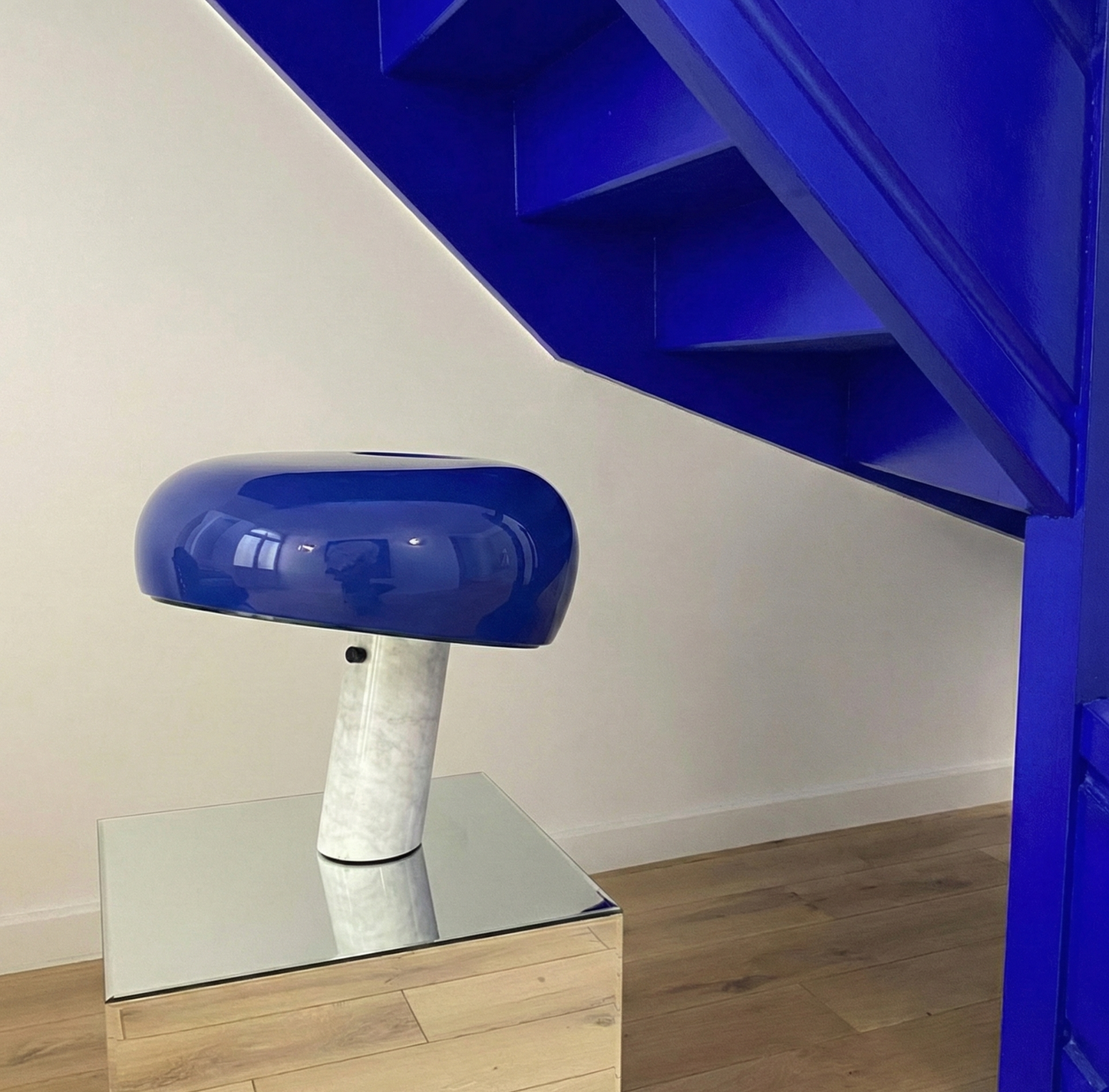 Lampe à Poser Design Italien "Snoopy" Bleu