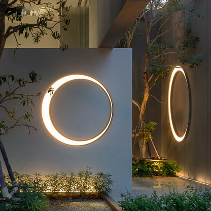 Applique "La Couronne" — LED Circulaire Luxe Extérieur