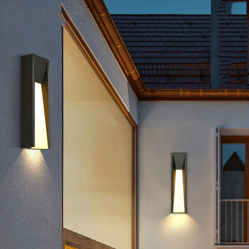 Applique "L'Essentiel" — Aluminium Noir Extérieur